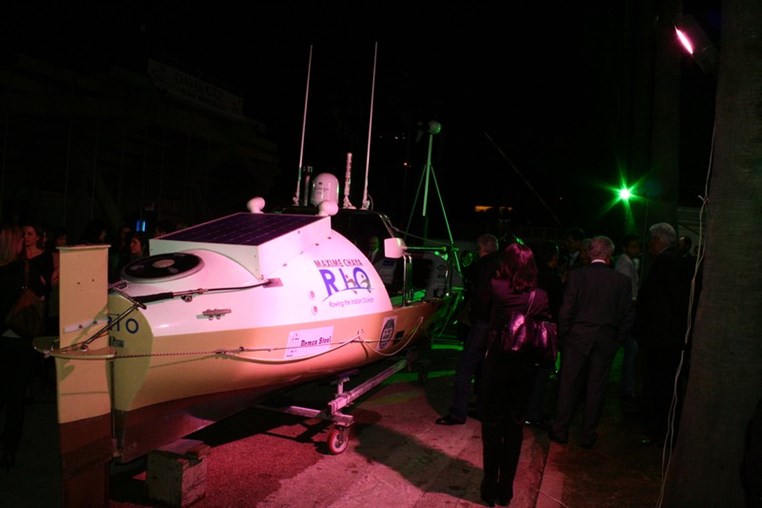 Maxime Chaya Rowing the Indian Ocean